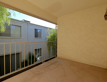Balcony/patio